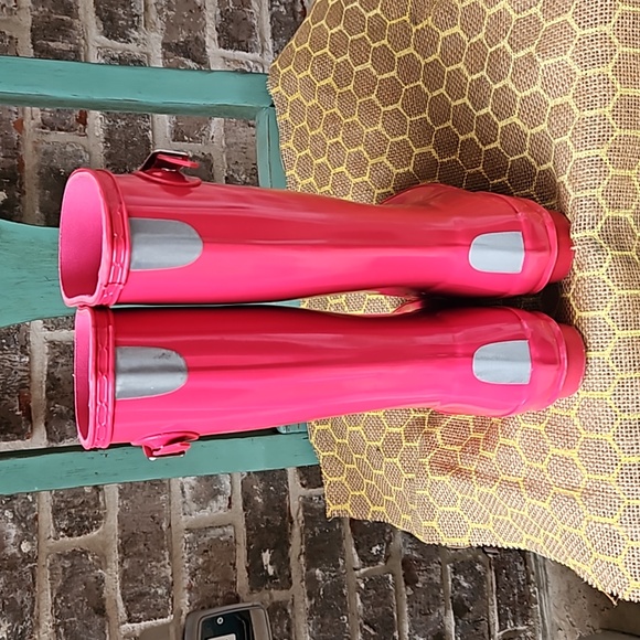 Hot Pink Hunter Tall Waterproof Rain Size 4 Big Girl Boots - Picture 6 of 9